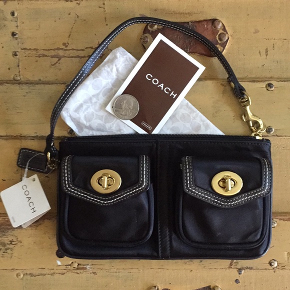 Coach Handbags - COACH BAG WRISTLET BLACK GOLD SLIM CLUTCH WRISTLET BAG NWT OS